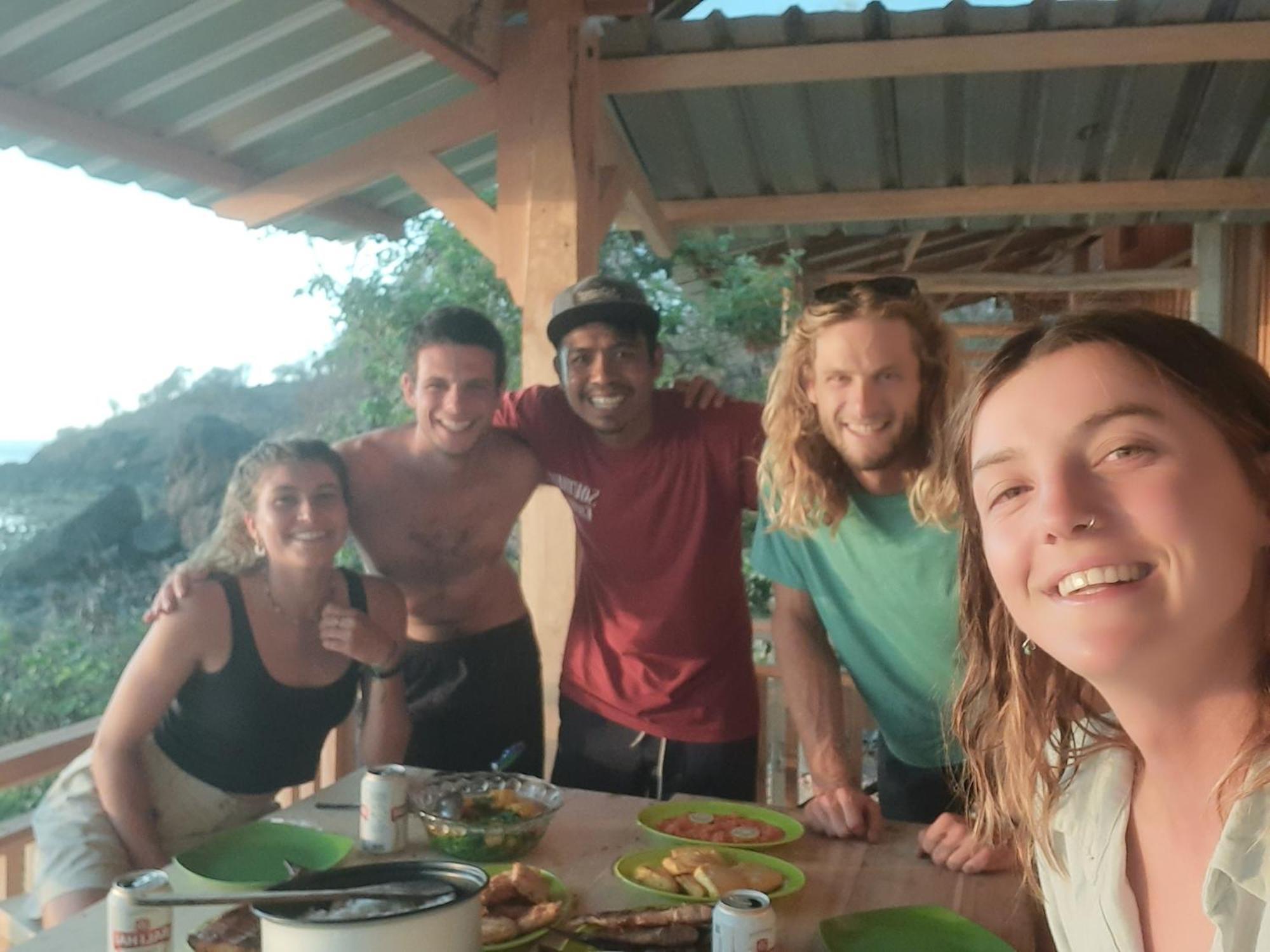 Boneputeh Homestay Taliwang Ngoại thất bức ảnh