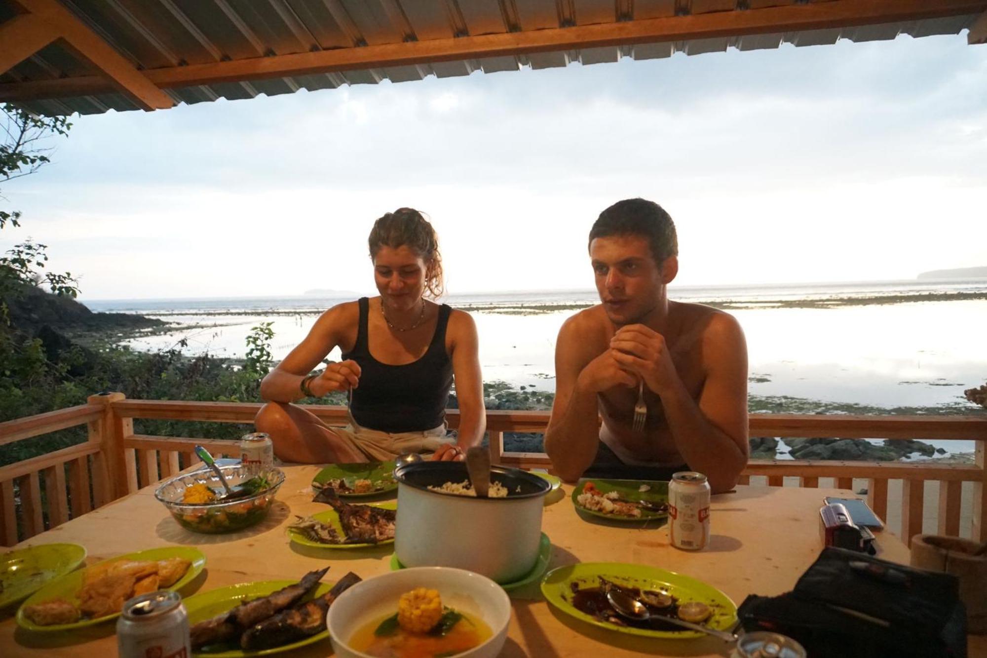 Boneputeh Homestay Taliwang Phòng bức ảnh
